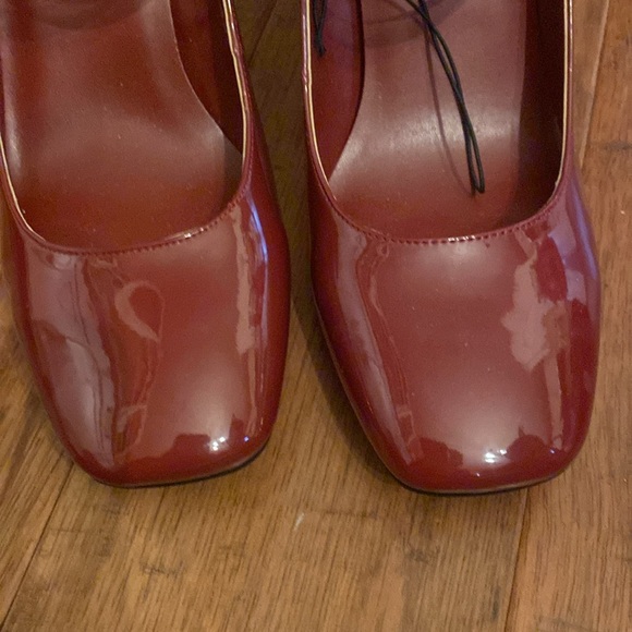 Marc Fisher Patent Merlot/Burgundy Charin Mary Jane Pumps 9 NEW - Picture 8 of 10